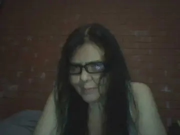 Barbara-CIN  live sex cam