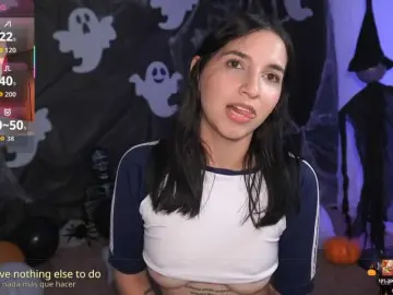 Cerecitaqueenn  live sex cam