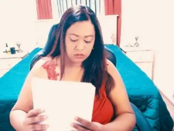 Indianlust69  live sex cam