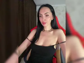 LolaFox  live sex cam