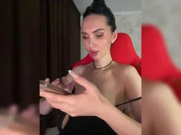 LolaFox  live sex cam