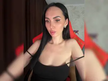 LolaFox  live sex cam