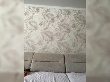 LolaFox  live sex cam