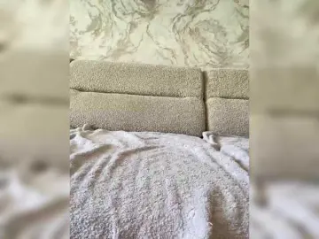 LolaFox  live sex cam