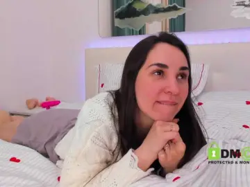 SonyaParadise  live sex cam