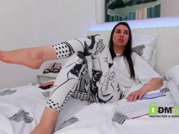 SonyaParadise  live sex cam