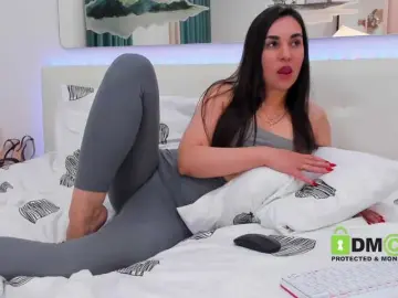 SonyaParadise  live sex cam