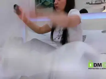 SonyaParadise  live sex cam