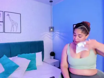 Ninna-curly  live sex cam