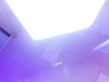 Ninna-curly  live sex cam