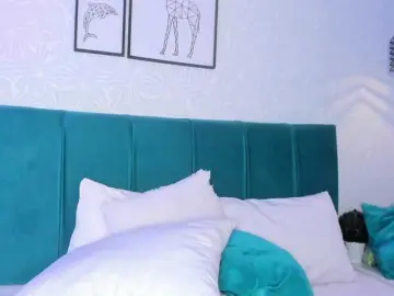 Ninna-curly  live sex cam