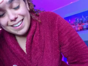 Ninna-curly  live sex cam