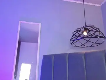 Ninna-curly  live sex cam