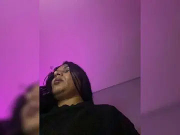 Bigbootybutterxo  live sex cam