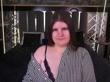 CassandraGoldd  live sex cam