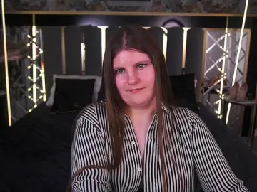 CassandraGoldd  live sex cam
