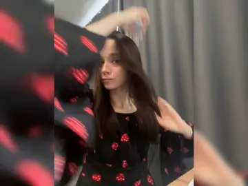 ElNika  live sex cam