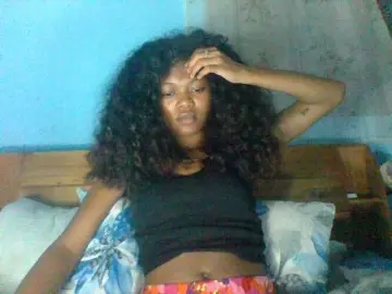 Laluna2  live sex cam