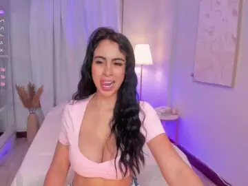 LeahJones  live sex cam