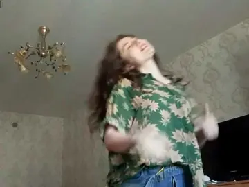 SuzetteTrapeni  live sex cam