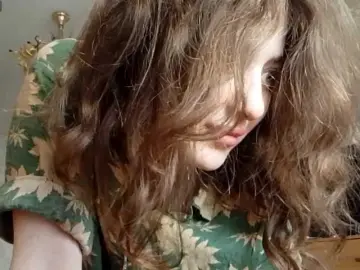 SuzetteTrapeni  live sex cam