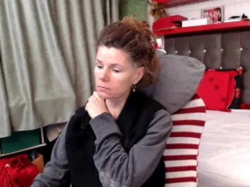 Kellysurfing  live sex cam