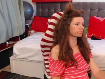 Kellysurfing  live sex cam