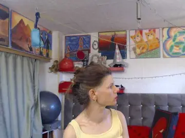 Kellysurfing  live sex cam