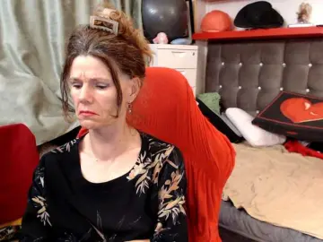 Kellysurfing  live sex cam