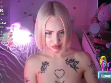 Yourscirillaa  live sex cam