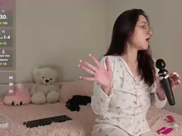 Doris-Monster  live sex cam