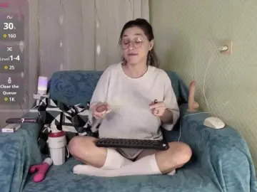 Doris-Monster  live sex cam