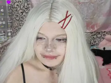 FrirenLovv  live sex cam