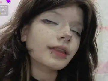 FrirenLovv  live sex cam