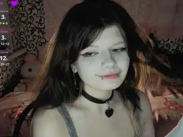 FrirenLovv  live sex cam