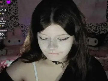 FrirenLovv  live sex cam
