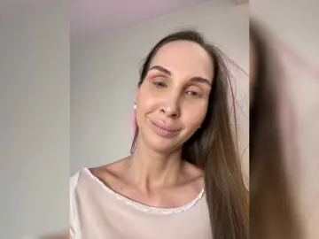 Hothoneybabe  live sex cam