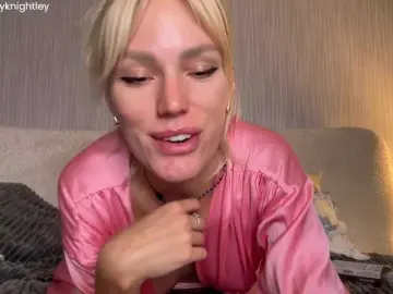 Ohbabykelly  live sex cam