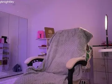 Ohbabykelly  live sex cam