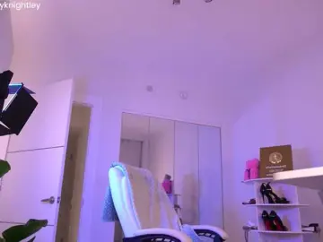 Ohbabykelly  live sex cam