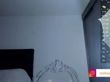 Sara-maisa  live sex cam