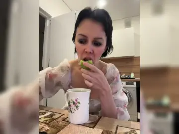 Vik77777A  live sex cam