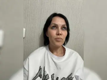 Vik77777A  live sex cam