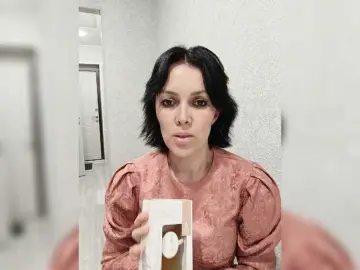 Vik77777A  live sex cam