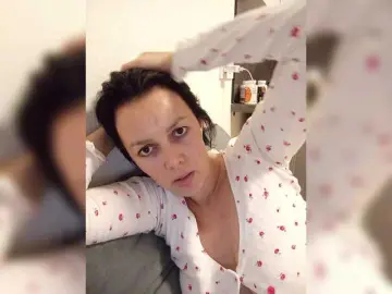 Vik77777A  live sex cam