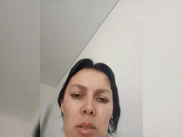 Vik77777A  live sex cam
