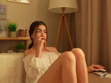Holly-bunny  live sex cam