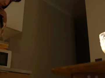 Holly-bunny  live sex cam