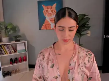 LiaPearce  live sex cam