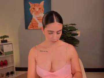 LiaPearce  live sex cam